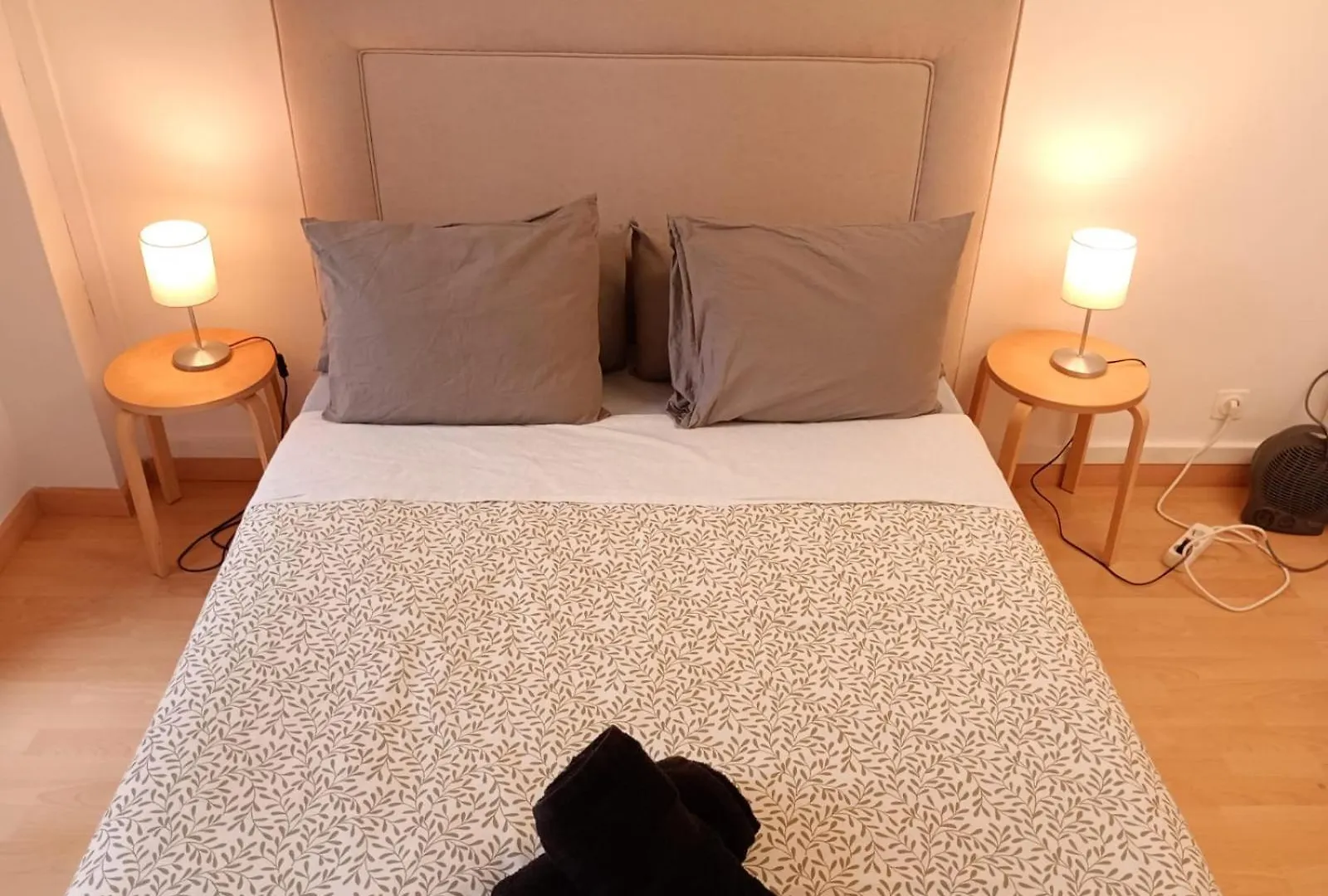 Guest house City Center Double Sunny Room Barcelona