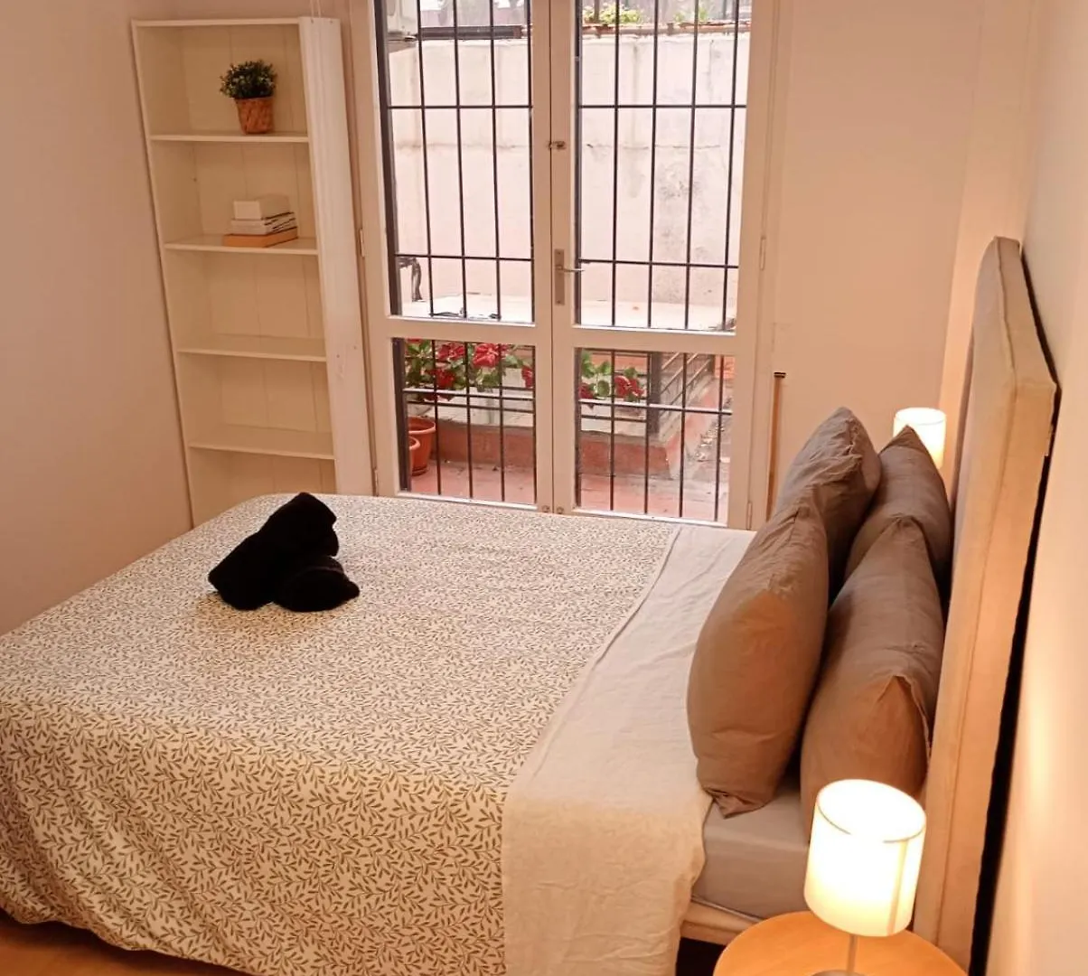 بيت ضيافة City Center Double Sunny Room برشلونة
